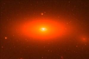 Maior buraco negro j encontrado engoliria Sistema Solar
