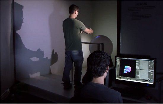 Sistema de realidade virtual esfrico simula holografia