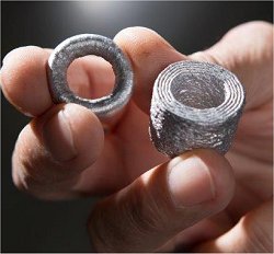 Estudante cria tecnologia de impresso 3D de metais fundidos