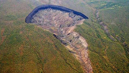 Cratera gigantesca revela como a Terra era h 200 mil anos