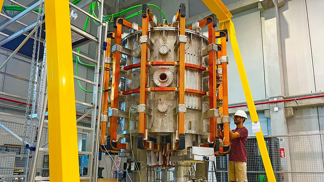 Tokamak esfrico indito gera primeiro plasma rumo  fuso nuclear